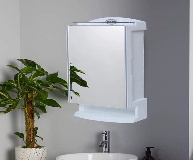 Bathroom Mirror चमकते चेहरे को निहारने के लिए ये आईने बनेंगे